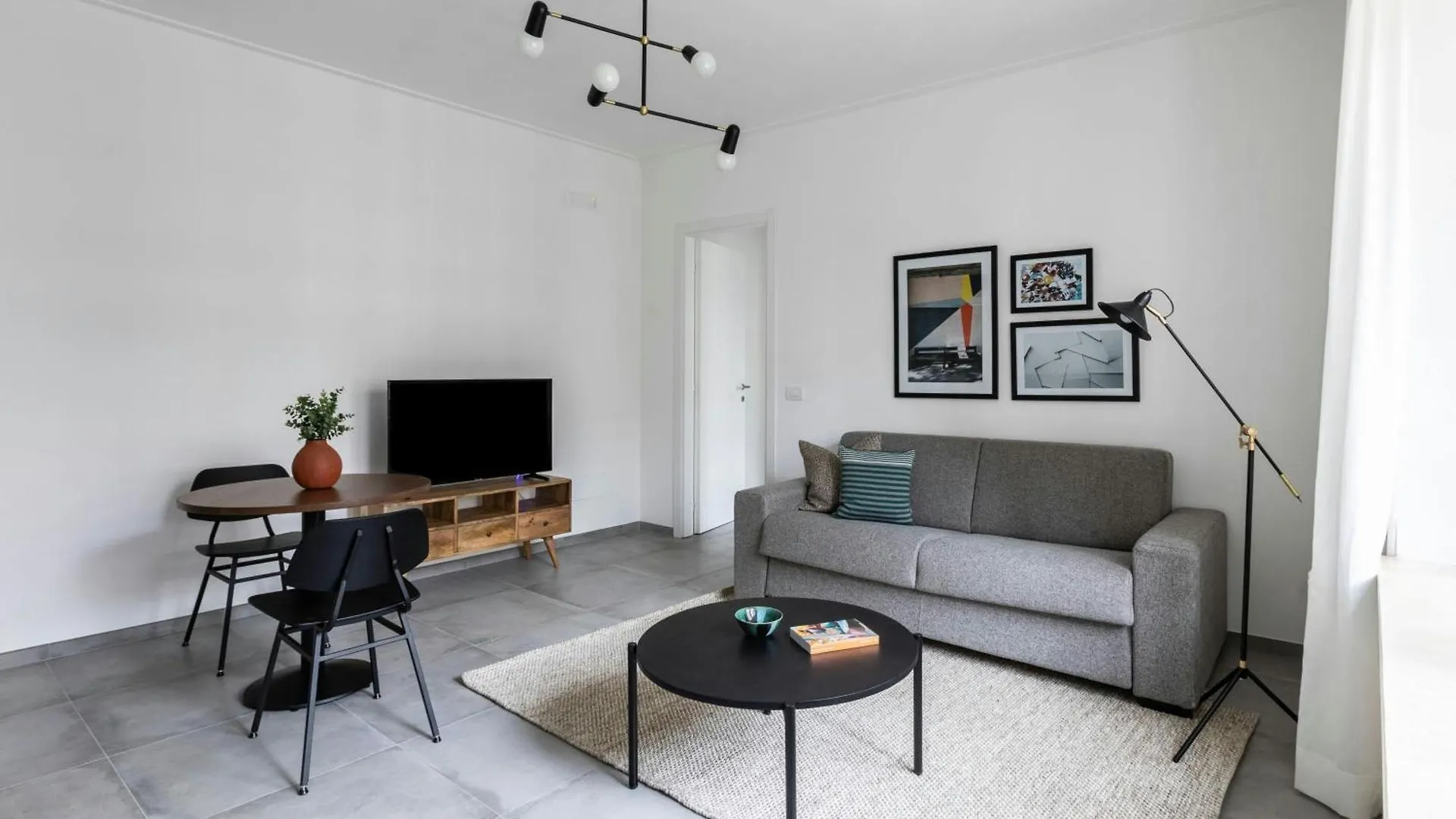 Sonder By Marriott Bonvoy San Lorenzo Apartments Rome 3*,