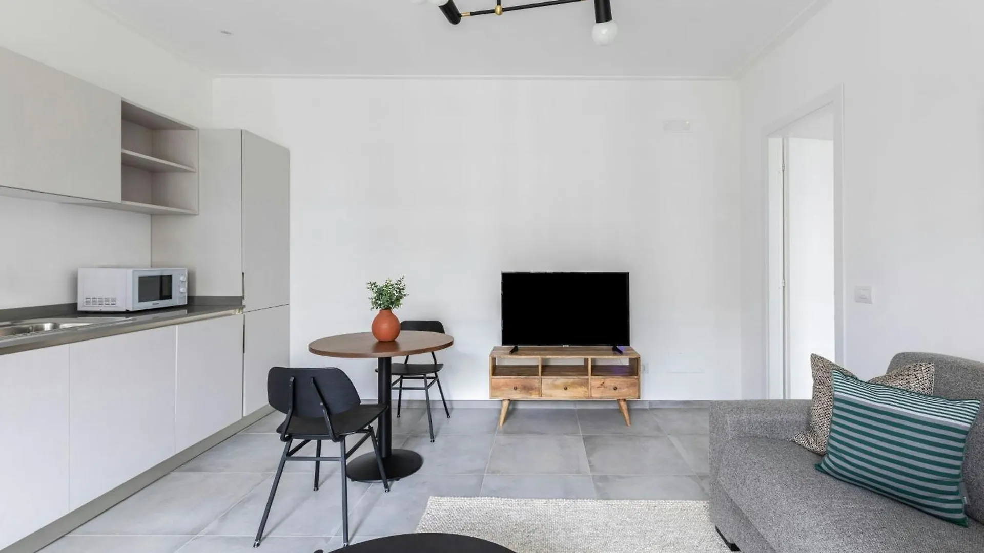 Sonder By Marriott Bonvoy San Lorenzo Apartments Рим Апарт-отель